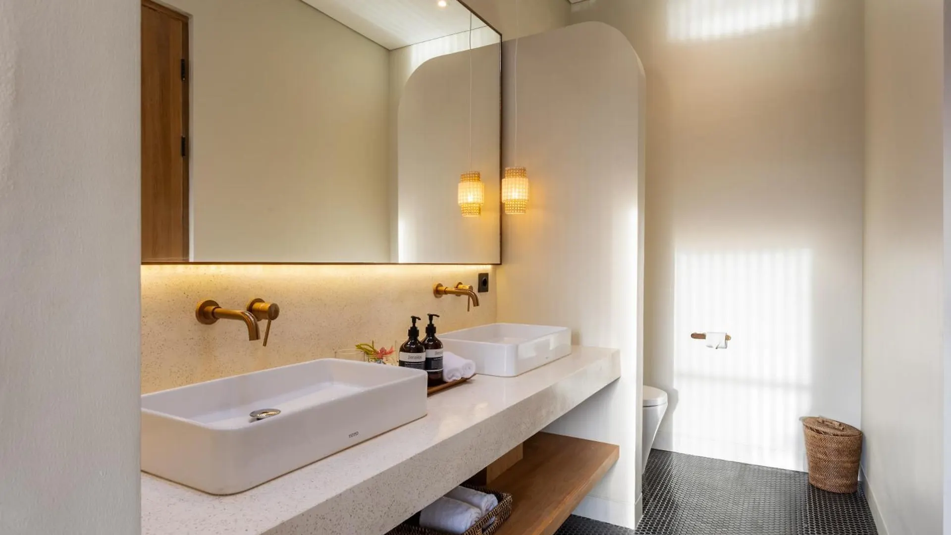 Hood Villas Bingin Premium 3Bdr Villa Pecatu  0*, Pecatu (Bali)