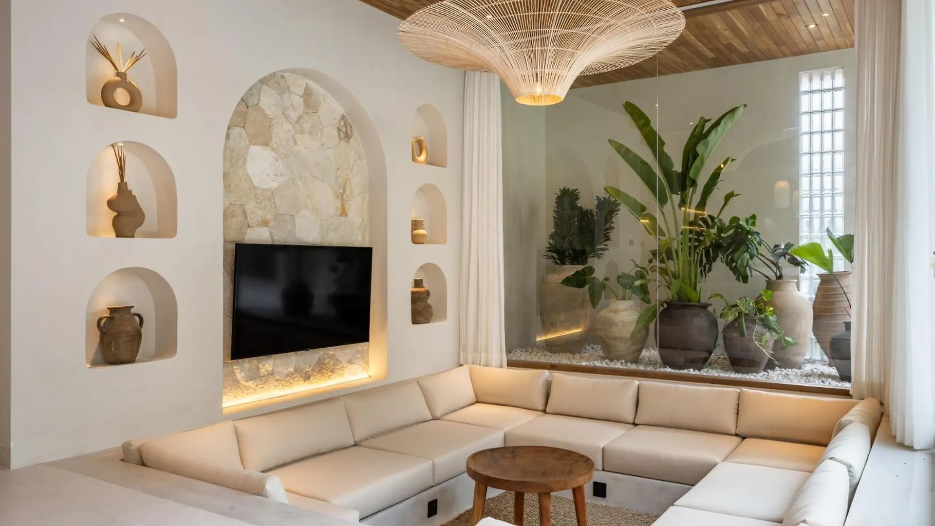 Hood Villas Bingin Premium 3Bdr Villa Pecatu  Pecatu (Bali)